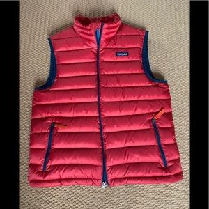 Boys Patagonia puffer vest